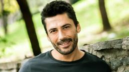 Hayranları çok sevinecek! Yakışıklı oyuncu 'Arka Sokaklar'da