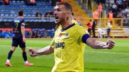 Fenerbahçe'de Edin Dzeko yıldız isimleri solladı