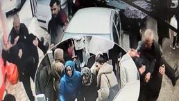 İETT otobüsünde yolcu biber gazı sıktı, ortalık karıştı! Fenalık geçirenler oldu