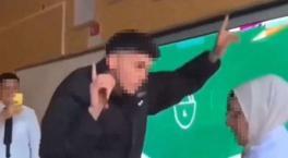 Okulda skandal! Öğretmenin karşısında oynayıp TikTok videosu çektiler