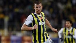 Dzeko'dan kritik toplantı: Şampiyonluk yaşamaya geldim!