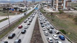 Geri dönüş başladı! İşte bölge bölge trafikte son durum