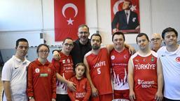 Kasapoğlu'ndan 19 Mayıs mesajı: Özel bir gençliğe sahibiz