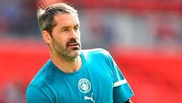 Manchester City'de 38'lik Scott Carson'a yeni sözleşme!