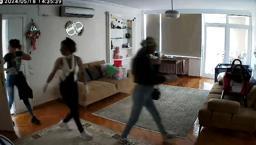 Bebek kamerasında şok görüntü! Polis merkezinin hemen yanı...