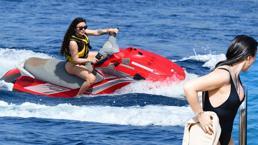 Selen Görgüzel'den Bodrum'da jet-ski şov!