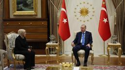 Cumhurbaşkanı Erdoğan Sinan Ateş'in eşi Ayşe Ateş ile bir araya geldi