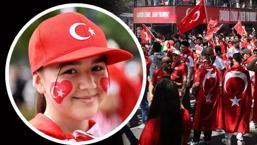 Dortmund'da Türkiye coşkusu! Almanya kırmızı-beyaza büründü