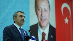 Mülakatta torpil iddialarına Bakan Tekin'den yanıt: Sistem buna müsaade etmez