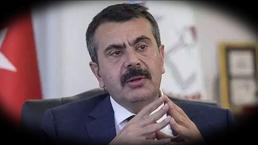 Bakan Tekin öğrencilerle buluştu! "Üstümüze ne düşerse yapmaya hazırız"