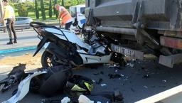 Küçükçekmece TEM Otoyolu'nda korkunç kaza: 1 ölü