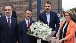 Bakan Kurum: “Paris’e, Roma’ya gelince para var ama SGK borcuna gelince yok"