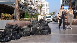 İzmir kent merkezi çöp yığını oldu! Vatandaş isyan etti