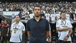 Giovanni van Bronckhorst: 2 Türk takımının final hayali güzel!