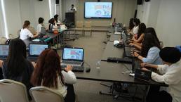 KADEM'in 'Geleceğe İşbaşı' projesi İngiltere'de ödüle layık görüldü