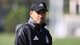 Beşiktaş'ta sakatlıklar sonrası gözler Giovanni van Bronckhorst'ta!