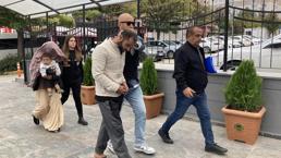 Kendilerini savcı ve polis olarak tanıtıp girdikleri evlerden 3 milyon lira çaldılar