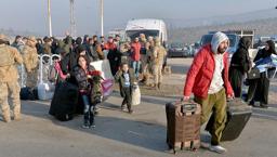 Suriyeliler ülkelerine dönüyor! 'Türk halkına bizleri yıllarca misafir ettiği için teşekkür ediyoruz'