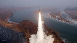 Kuzey Kore "yeni tip hipersonik balistik füze" fırlattığını doğruladı 