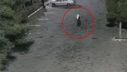 Kadın kıyafetiyle soygun! Suçüstü yakalandı