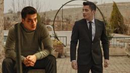 Uzak Şehir'in Kaya'sı Atakan Özkaya'dan aşk itirafı! 'Karasevda değillerdi, renkleri vardı'