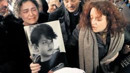 Baharatlı Ailee Ölüm Tehdi! Coles Sanatları Dansujs'tan Mesajlar