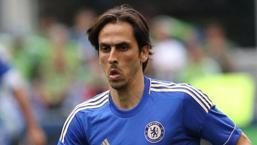 Premier Lig'in eski yıldızının evine el bombalı saldırı!