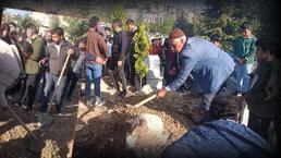 Siirt’te ses iddası ortalığı karıştırdı! Bir gün önce gömülen kişinin mezarı açıldı