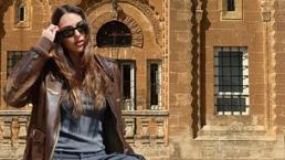 Dilan Çiçek Deniz Mardin'de! Kahvehane pozuna beğeni yağdı