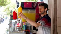 Sıcak Büfe için geri sayım! İnci Taneleri'nin Zerre'si büfe açtı