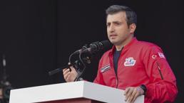 Selçuk Bayraktar: Teknofest es la plaza del movimiento de tecnología nacional