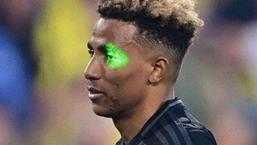 Fenerbahçe-Beşiktaş derbisinde Gedson'un gözüne lazer tutan taraftarın cezası belli oldu! İşte ifadesi