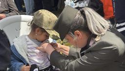¡La comandante cumplió el deseo de la hija mártir llorando! 'La aguja se hunde en mi padre'