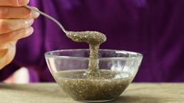 Bardağın içinde jele dönüyor! Suda şişen mucize: Magnezyumu roketliyor