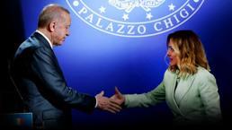 ¡Diplomacia de 'paz' de Erdogan! Se reunió con Meloni: No se debe perder la ventana de oportunidad