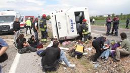 Yer: Konya! Yolcu otobüsü devrildi, çok sayıda yaralı var