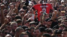 Milan taraftarından yönetime istifa çağrısı!