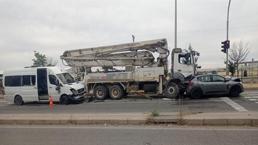 Diyarbakır'da zincirleme kaza! 11 kişi yaralandı