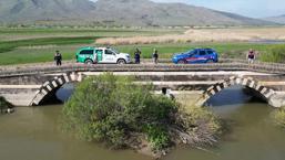 Jandarma başında nöbet tutuyor! Gündüz dron, gece termal kamera devrede