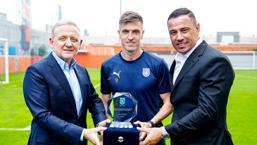 Krzysztof Piatek, Başakşehir'den ayrıldı!