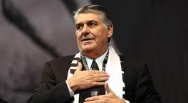 Beşiktaş Başkanı Serdal Adalı müjdeyi verdi: 2 yıl daha sözleşmesini uzattık