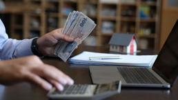 Faizler ne zaman düşmeye başlar? Ev alacaklar resmen hücum etti: Kredili satışta patlama