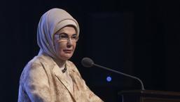 El mensaje de Emine Erdogan en el Vaticano 'Mundo es mayor que 5'