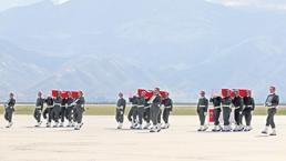 Onlardan geriye duygulandıran hatıraları kaldı