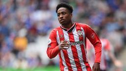 Beşiktaş'ta Kyle Walker-Peters transferi tamamlandı!