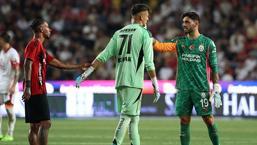 Galatasaray'da Günay Güvenç'ten kaleci transferi mesajı!
