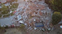 Balıkesir'de 6.1 büyüklüğünde deprem! Sabahın ilk ışıklarıyla hasar ortaya çıktı