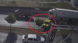 Adana'da feci kaza! Yaya geçidinden geçmeye çalışan taksi genç adamı hayattan kopardı