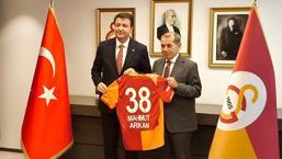 Mahmut Arıkan'dan Dursun Özbek'e ziyaret!