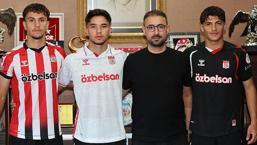 Sivasspor'da 3 genç futbolcudan profesyonel imza!